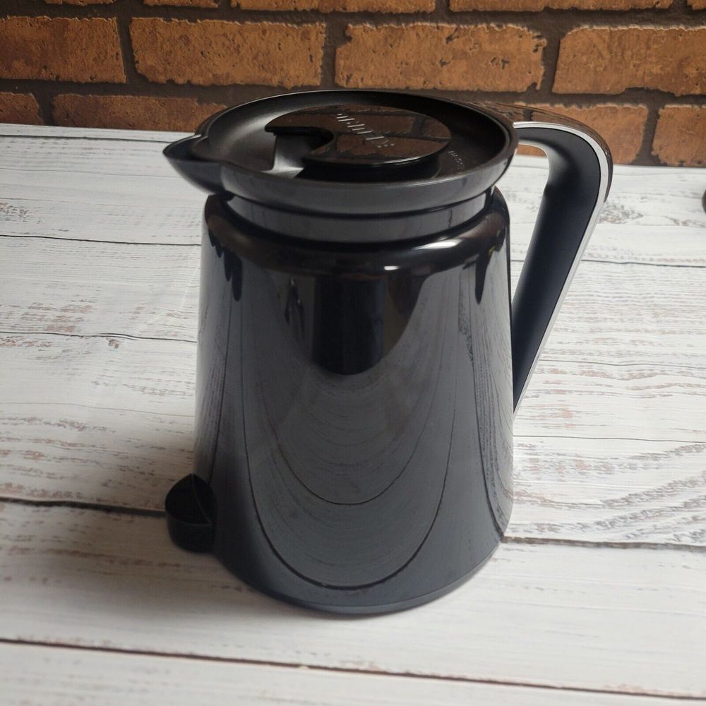 Keurig 2.0 Black K-Carafe Pitcher & Lid Coffee‎ Pot Replacement-Stainless Handle